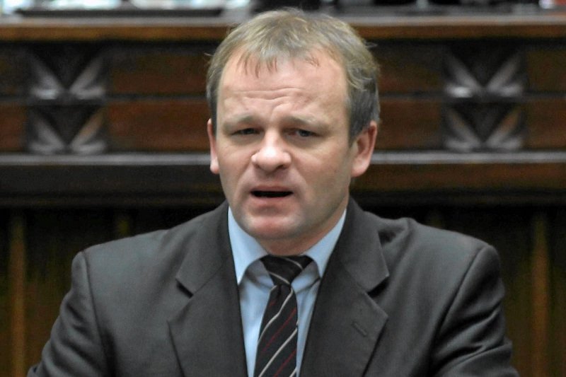 Poseł PiS Zbigniew Dolata domaga się usunięcia określeń "przed naszą erą" i "naszej ery".