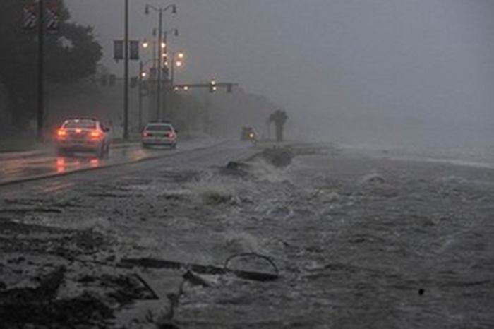 Huragan Sandy został ochrzczony przez amerykańskie media mianem "sztormu stulecia".