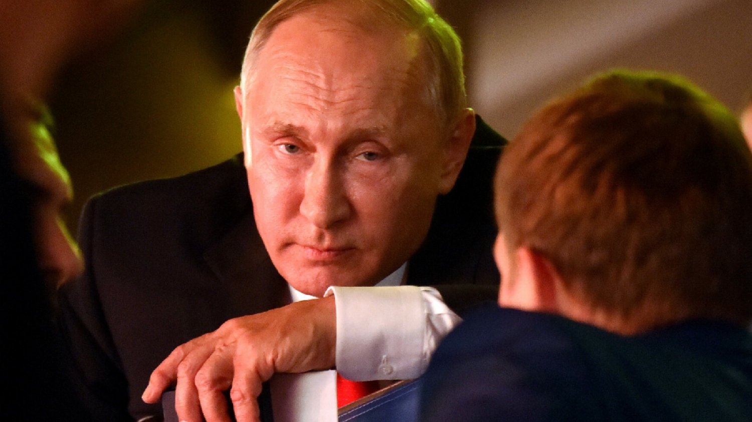 Putin odsłonił swój czuły punkt? Dyktator Rosji kulał, wychodząc z samolotu
