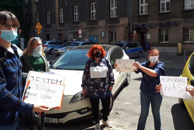 W Katowicach trwają przesłuchania studentów Uniwersytetu Śląskiego. Chodzi o zarzuty, jakie skierowali pod adresem wykładowczyni profesor Ewy Budzyńskiej, którą oskarżyli o nietolerancję i homofobię.