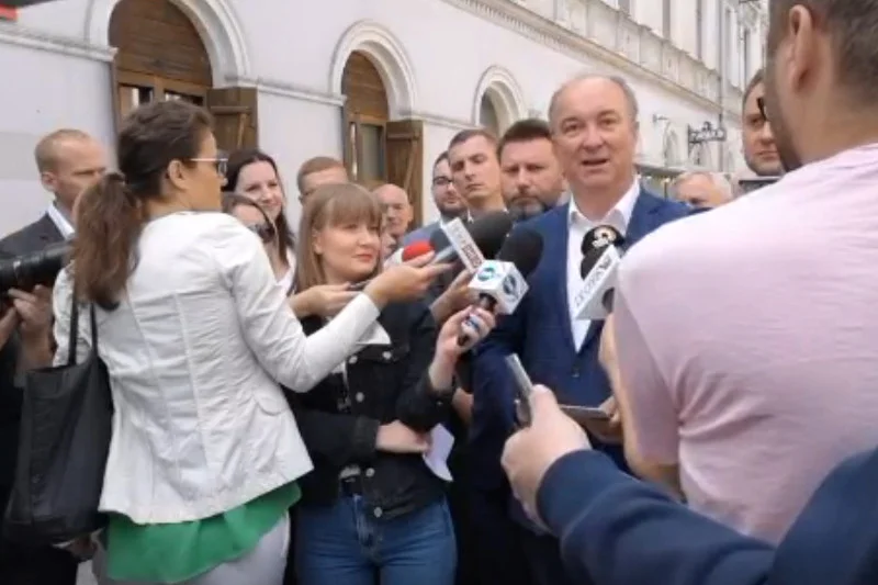 Włodzimierz Czarzasty stwierdził, że Grzegorz Schetyna w czwartek przestał być liderem opozycji.