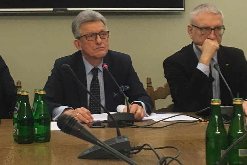 W obronie Julii Przyłębskiej stanął Stanisław Piotrowicz.