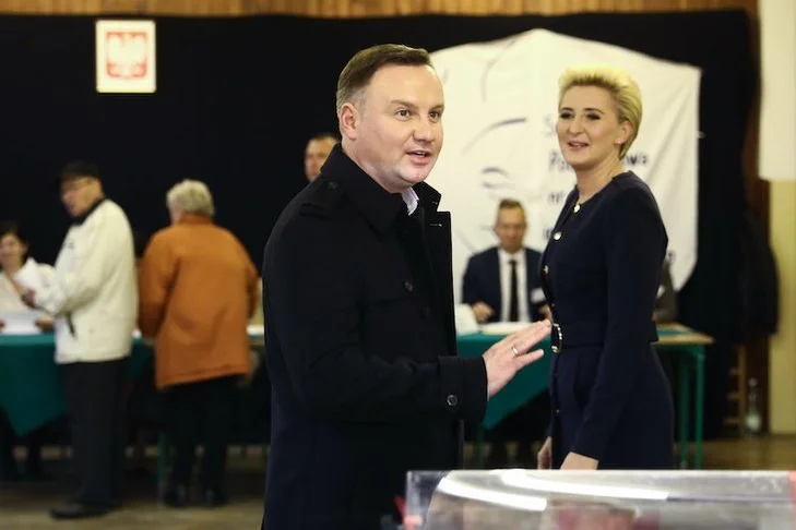 Andrzej Duda liderem w sondażu wyborczym CBOS.