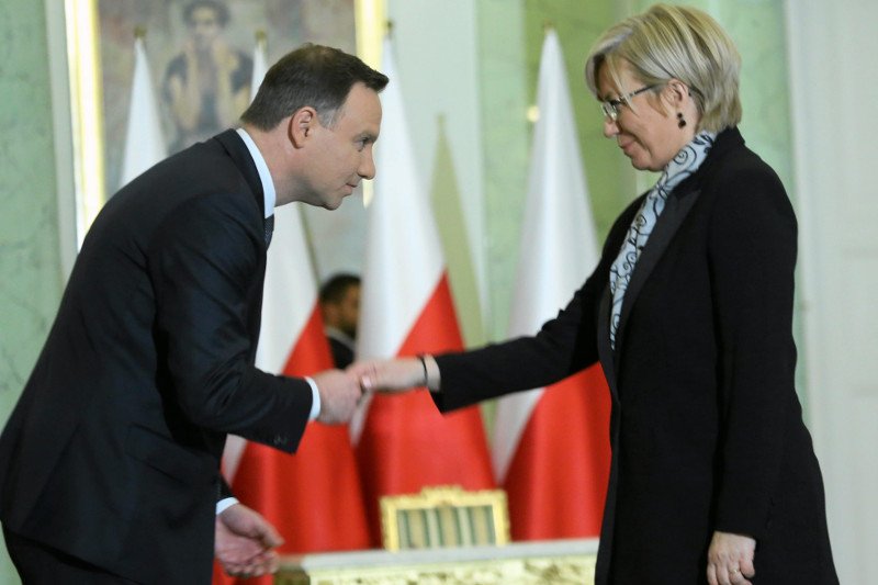 Aż dwa dni prezydent myślał, co ma zrobić z tą ustawą po orzeczeniu Trybunału. W końcu – a jakże – podpisał