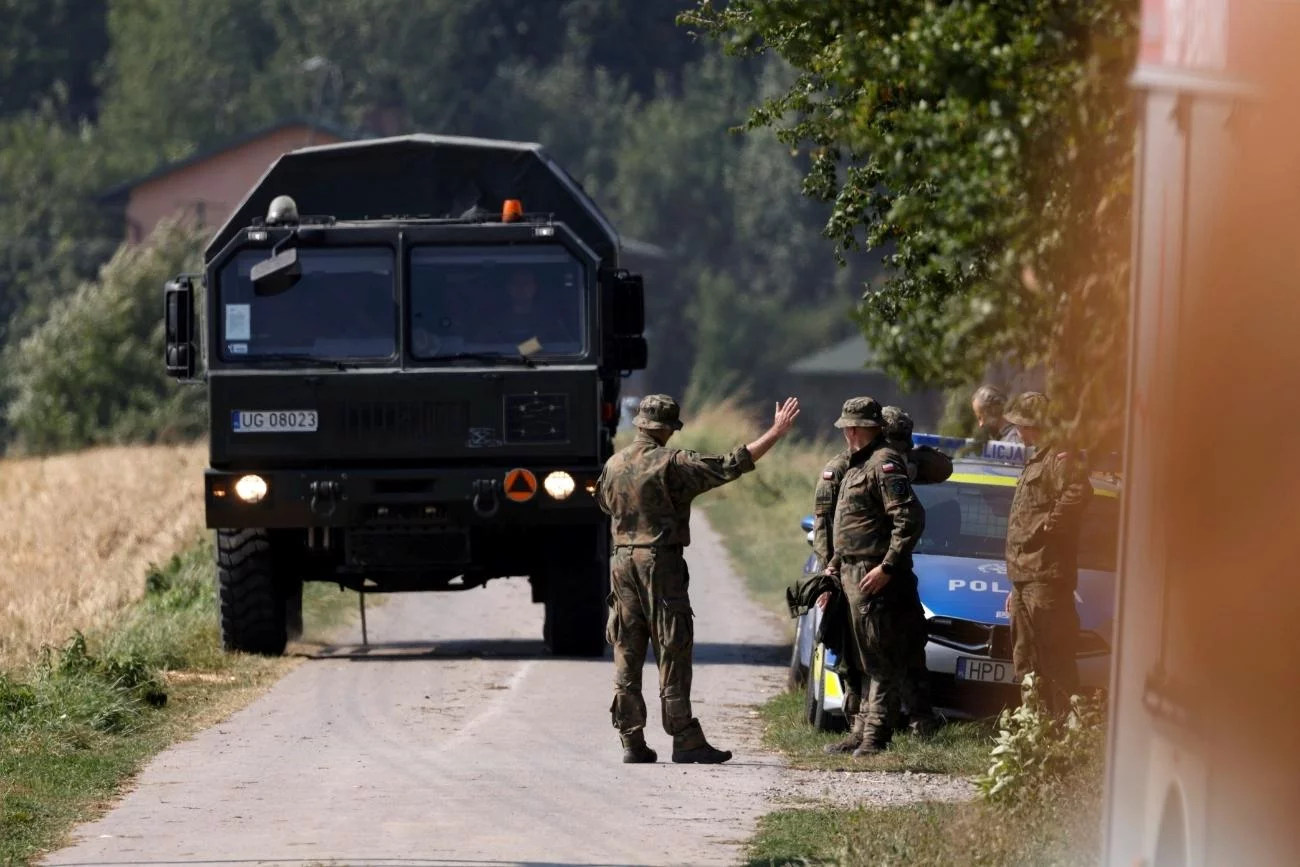 Północ Polski też nie była bezpieczna. Jeden z dronów spadł niedaleko kluczowych jednostek. Dron odnaleziony na północy Polski. Spadł blisko kluczowych jednostek.