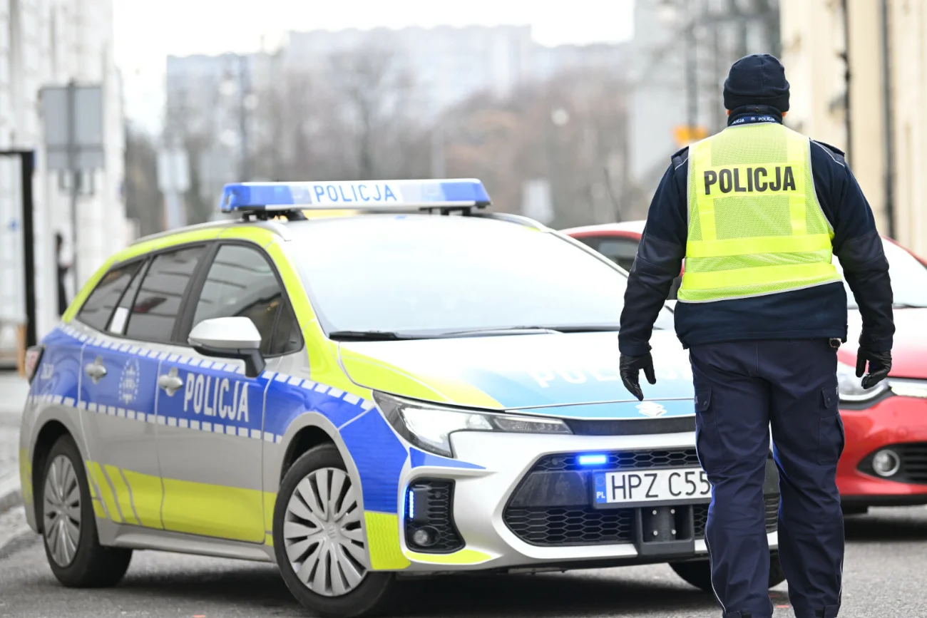 Nieprzytomna i naga kobieta na klatce schodowej. Nowe fakty ws. zatrzymanego mężczyzny. zdj. ilustracyjne