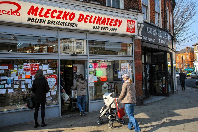 Brakuje ludzi do pracy, a po Brexicie może być jeszcze gorzej – Brytyjczycy bombardowani są czarnymi wizjami.