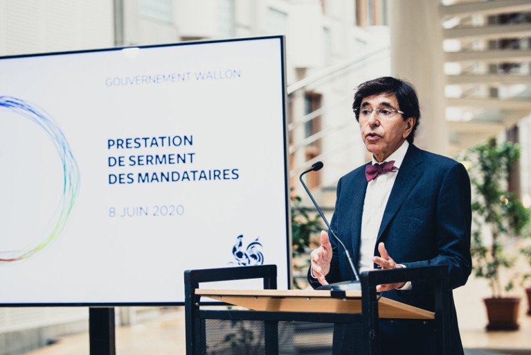 Były premier Belgii Elio Di Rupo krytykuje Andrzeja Dudę.