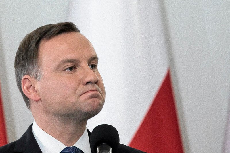 W kwestii sztucznej opalenizny nieletnich prezydent mówi zdecydowane – nie.