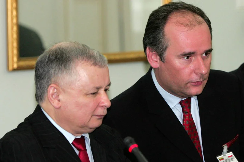 Jarosław Kaczyński i Paweł Zalewski; zdjęcie z roku 2007.