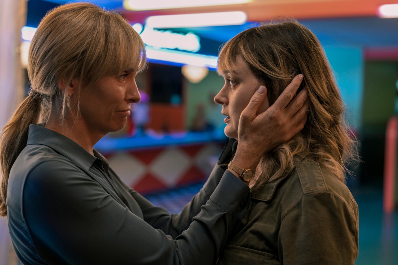 "Układanka" – recenzja nowego serialu Netflixa na podstawie powieści Karin Slaughter z Toni Collette. [RECENZJA BEZ SPOILERÓW]