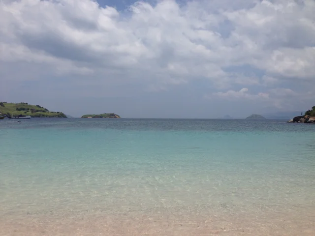 Różowa plaża.