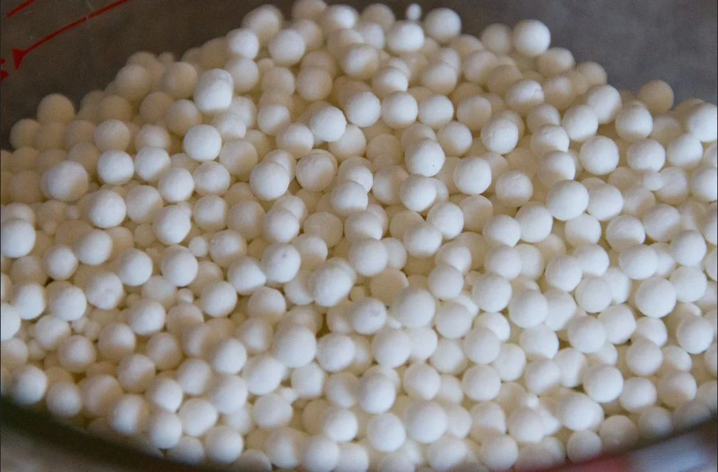 Tapioka przed ugotowaniem, którą dodaje się do bubble tea.