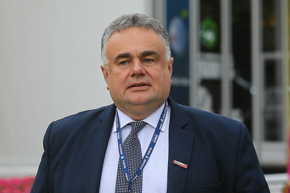 Tomasz Sakiewicz pojawił się w programie TVP Info "Minęła dwudziesta". Stworzył kuriozalną teorię na temat fenomenu PiS-u.