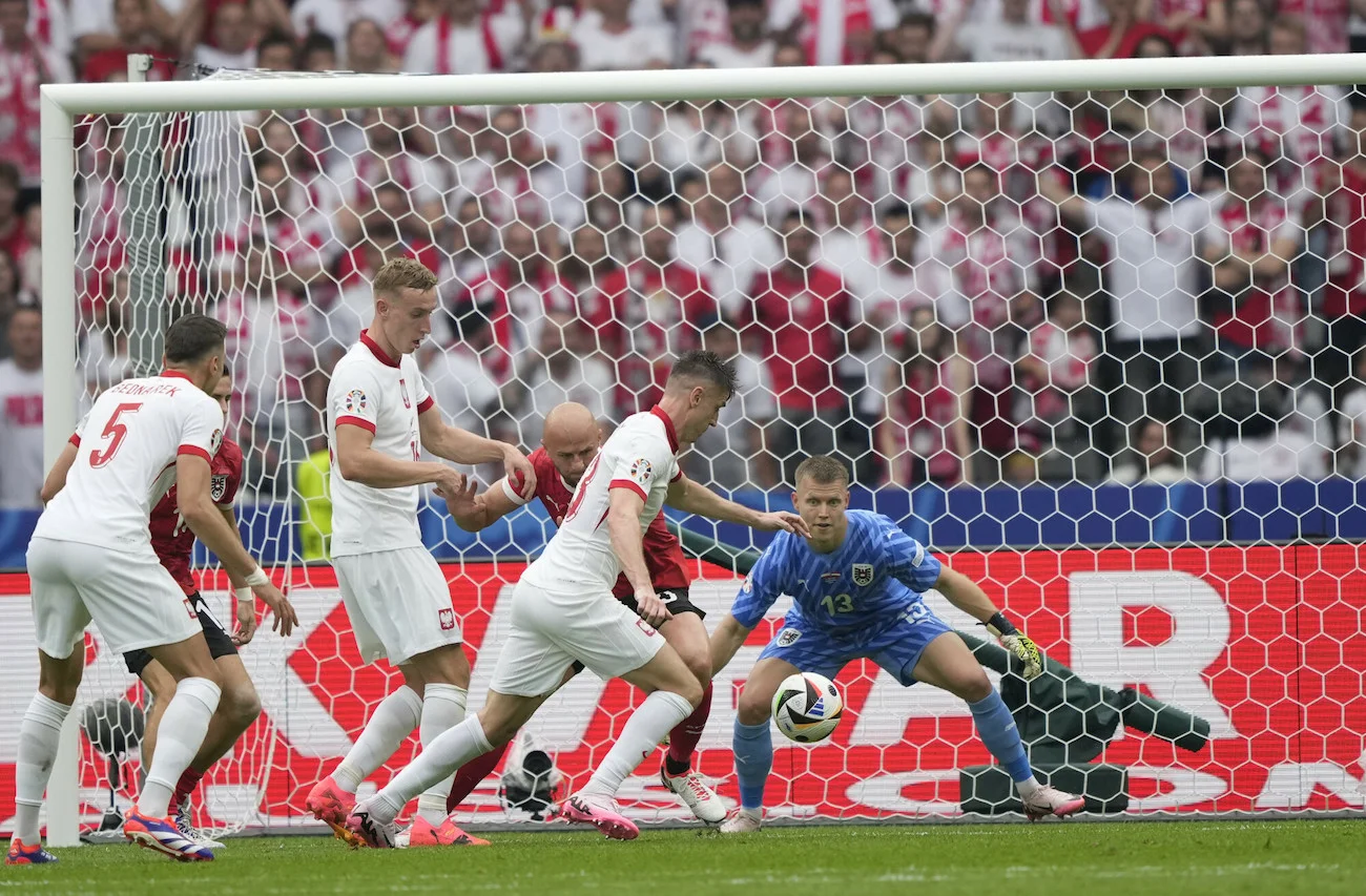 Krzysztof Piątek strzelił gola na 1:1 w meczu z Austrią