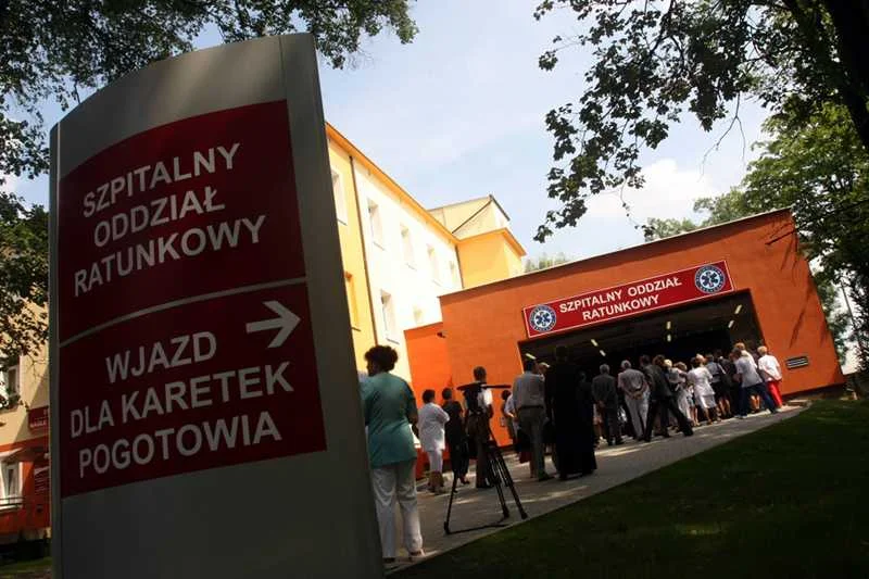 Lekarz w Szpitalu Wolskim czekał, aż zawał u pacjenta… sam przejdzie.