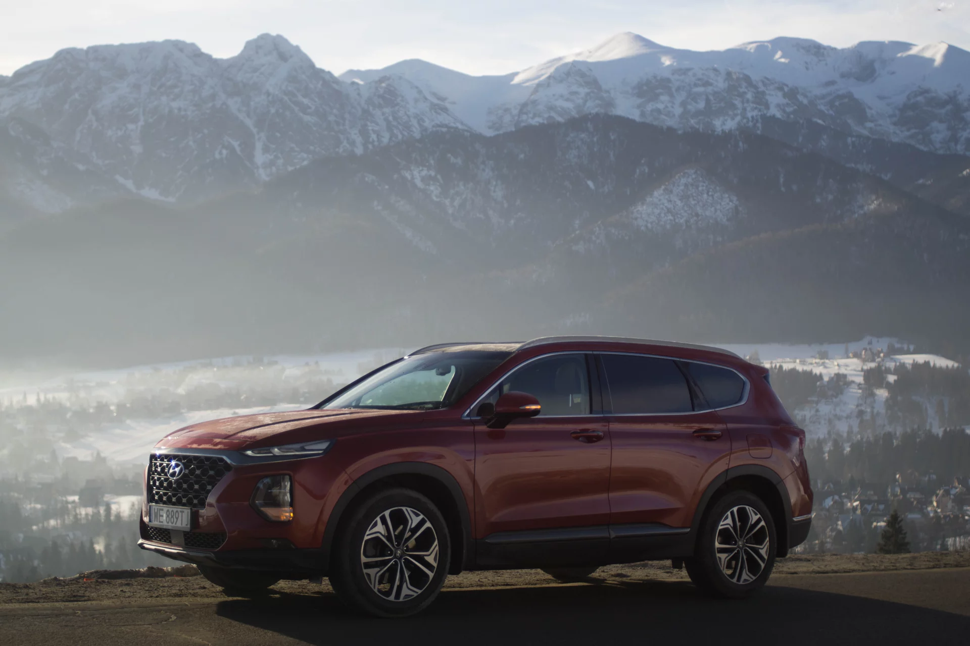 Hyundai Santa Fe najlepiej czuje się w trasie.