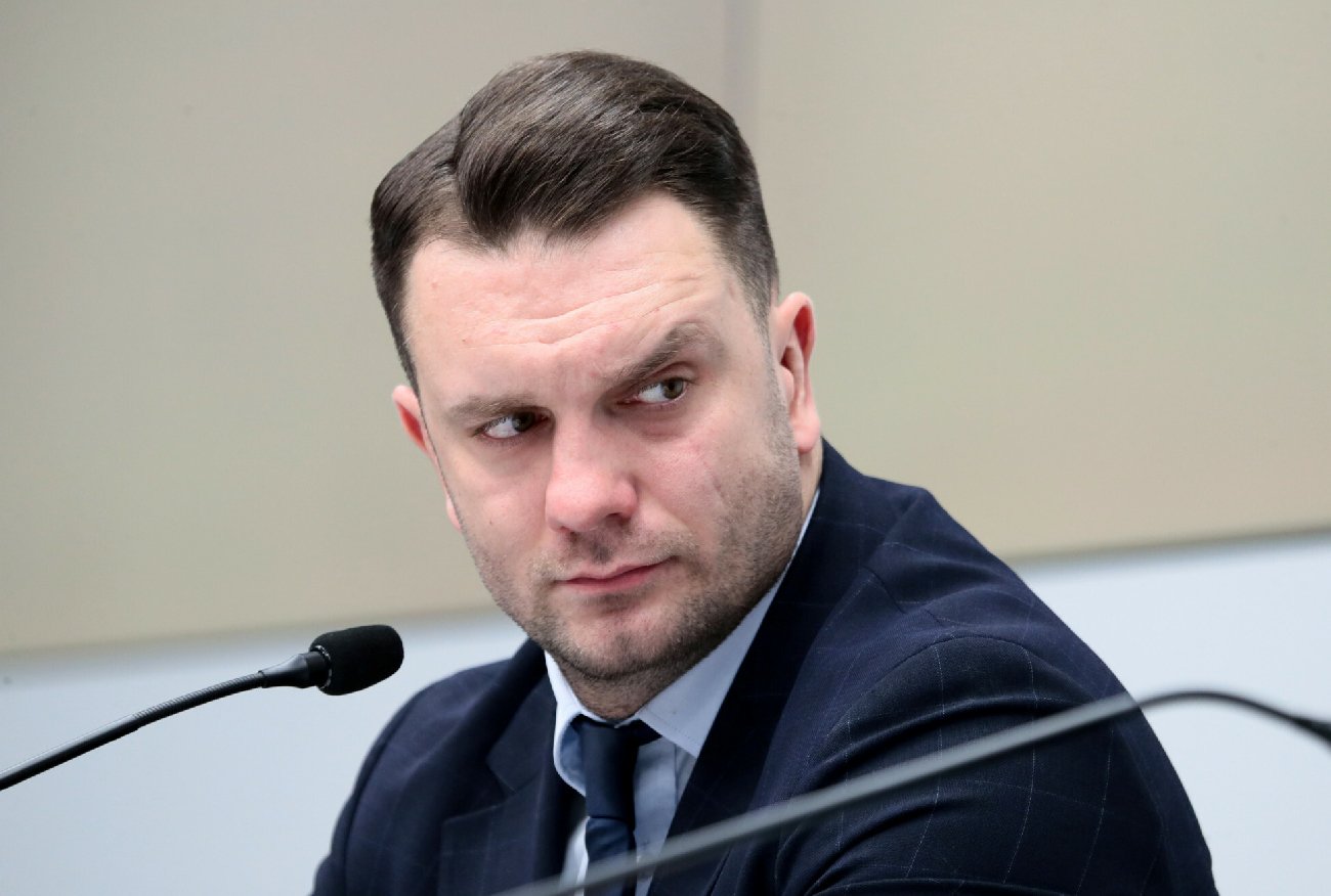 Zielona Góra. Łukasz Mejza uczył dzieci. Kuratorium zapowiada kontrolę