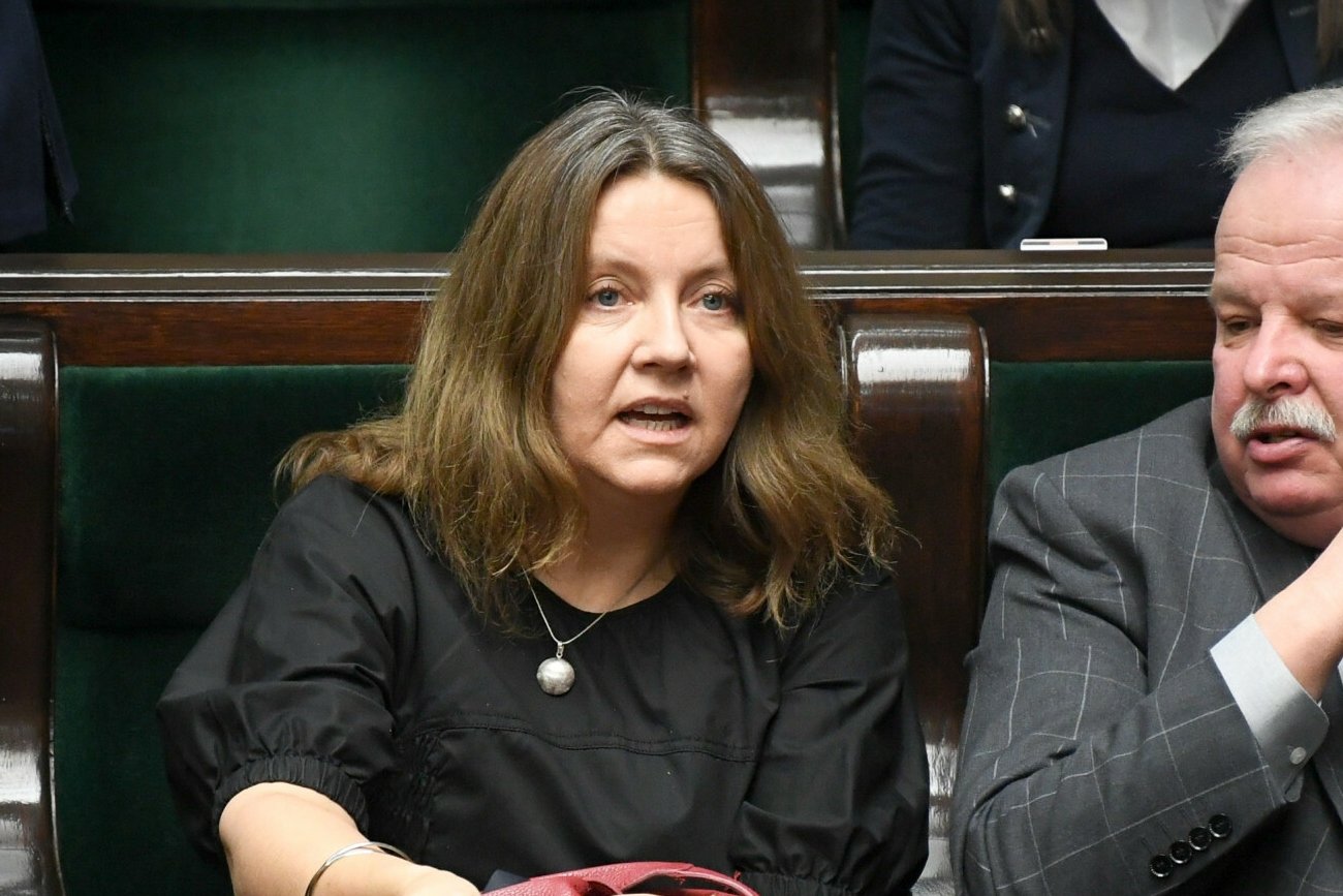 Joanna Lichocka domaga się usunięcia fragmentu o in vitro z podręcznika do HiT