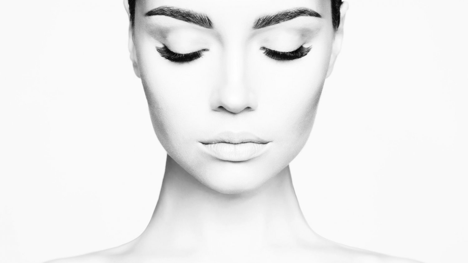 Skin coach przekonuje, że w każdym wieku można mieć idealną cerę, niewymagającą makijażu.