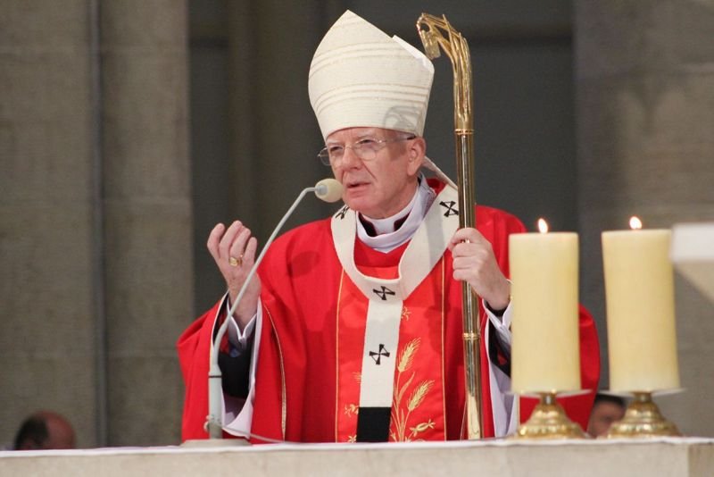 Metropolita łódzki Abp Marek Jędraszewski zapowiedział przeprowadzenie zbiórki pieniędzy na rzecz kary jaką ma zapłacić prowadzony przez prof. Bogdana Chazana szpital