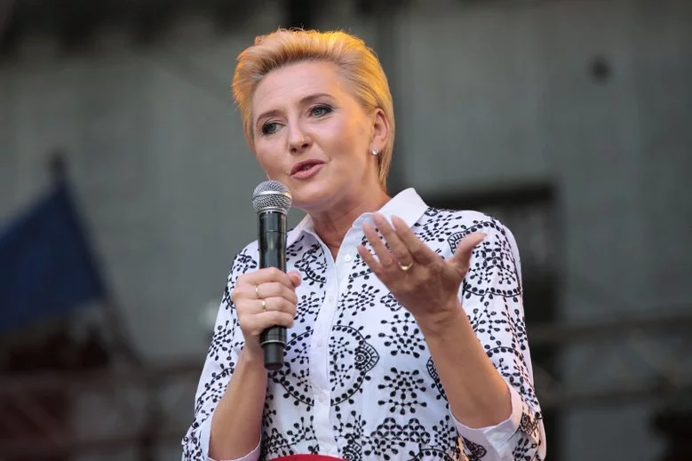 Agata Kornhauser-Duda miała po cichu mediować z przedstawicielami PiS ws. strajku szkolnego.