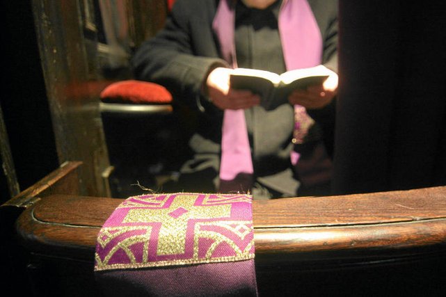 Pokuta za pedofilię w Kościele. Na specjalnej mszy duchowni przeproszą za przypadki molestowania seksualnego dzieci wśród duchownych.