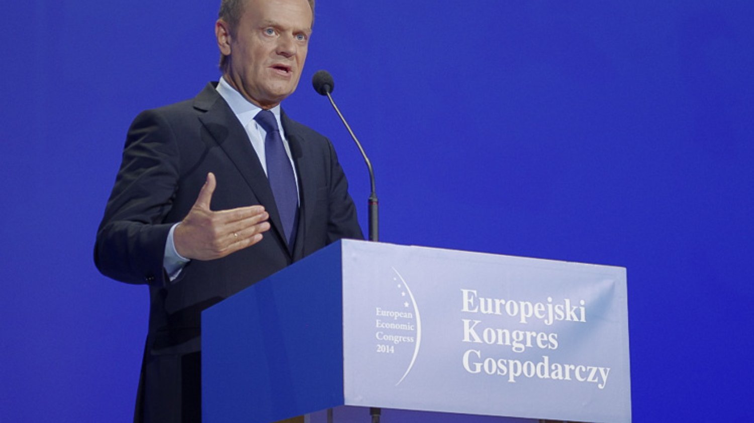Premier polskiego rządu Donald Tusk w wystąpieniu otwierającym Kongres przypomniał  przyczynę globalnego kryzysu finansowego – pokusę maksymalizacji zysku oderwanego od realnej gospodarki i interesu wspólnoty.