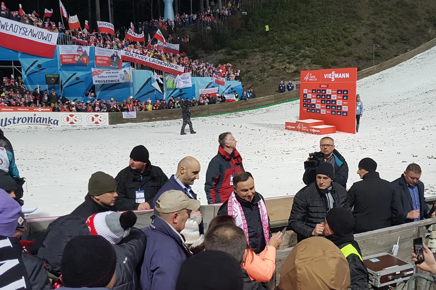 Nagrodę zwycięzcom wręczał prezydent Andrzej Duda.
