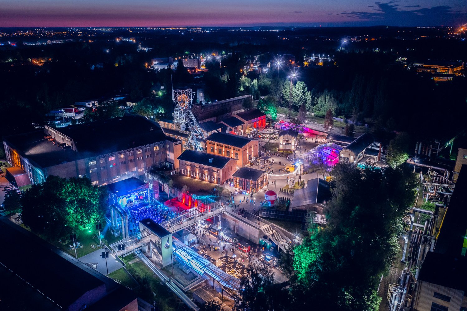 CARBON Silesia Festival 2024, czwarta edycja wielkiego święta muzyki elektronicznej, odbędzie się 14 i 15 czerwca 2024 roku na terenie zabytkowej Sztolni Królowa Luiza w Zabrzu.