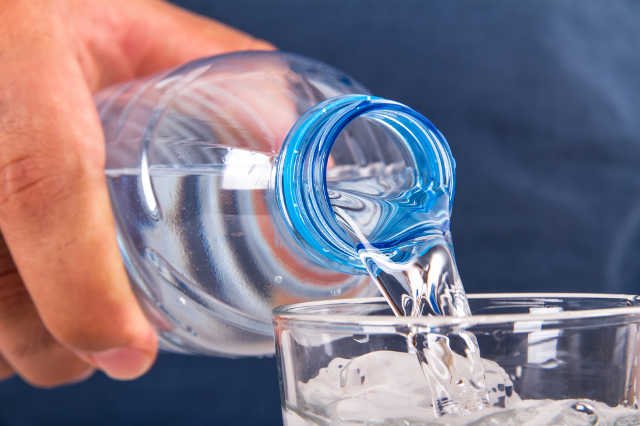 [url=http://shutr.bz/15Jxuck] Jaką wodę pić w pracy? Czy woda jest dobra na kaca? [/url]