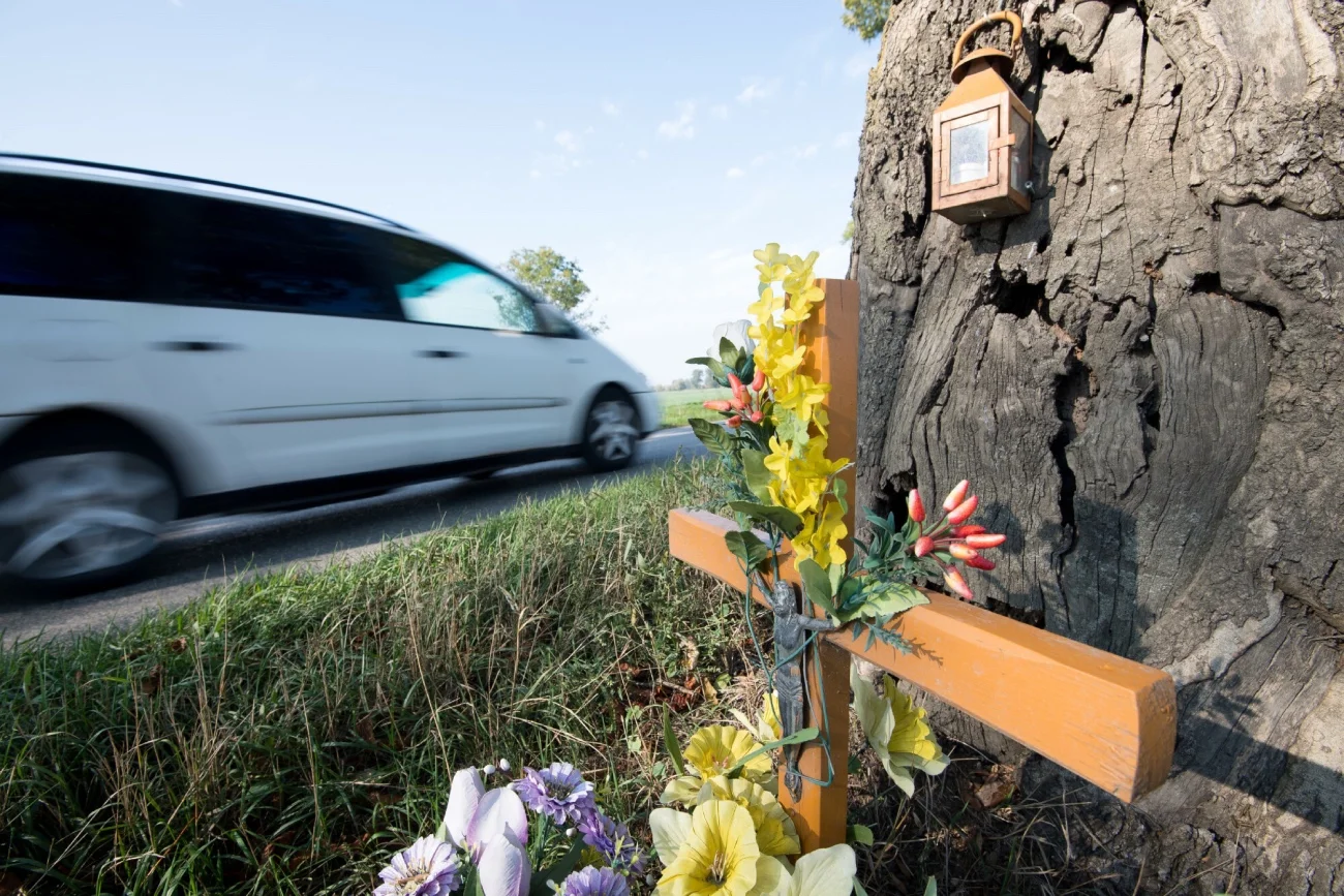 Na Polskich drogach rocznie giną tysiące osób. Włosi, którzy borykali się z takim samym problemem, wprowadzili przepis "zabójstwa drogowego". Efekty zaskakują.