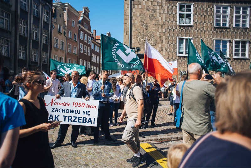Podczas pogrzebu w Gdańsku zostali zaatakowani działacze KOD. Dzień później ktoś zhakował ich stronę internetową.