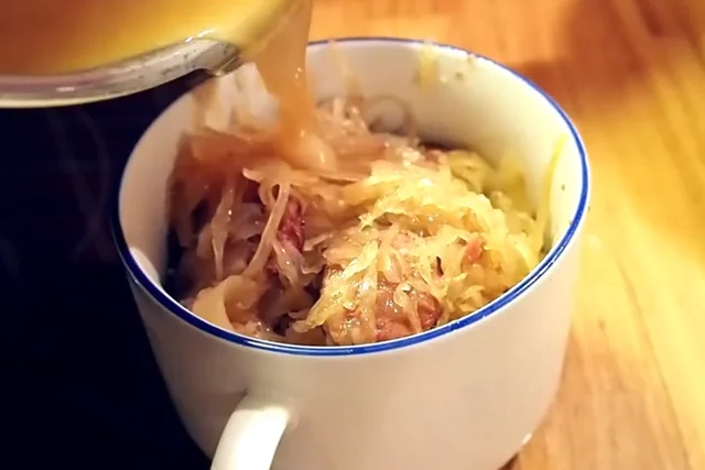 Vloger gotuje bigos