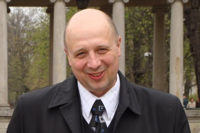 Robaczewski mówi, że poszukuje  religijności radykalnej, a nauki papieża są zbyt progresywne