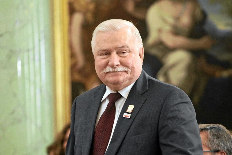 Nikt nie kocha Lecha Wałęsy, w przeciwieństwie do milionów kochających Lecha Kaczyńskiego?