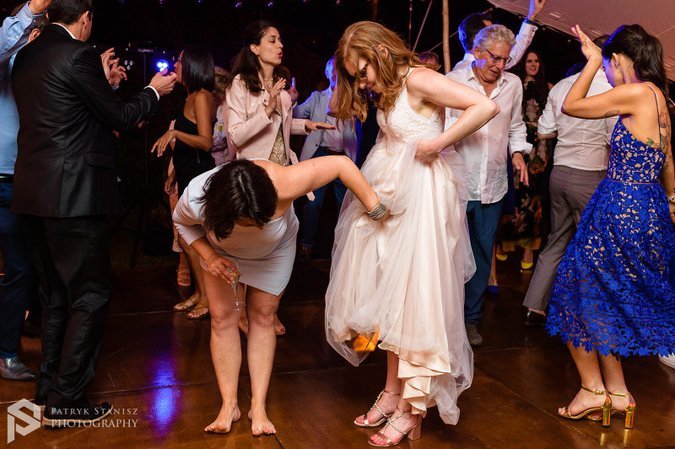 Ministerstwo Zdrowia chce zmian w obostrzeniach podczas wesel.