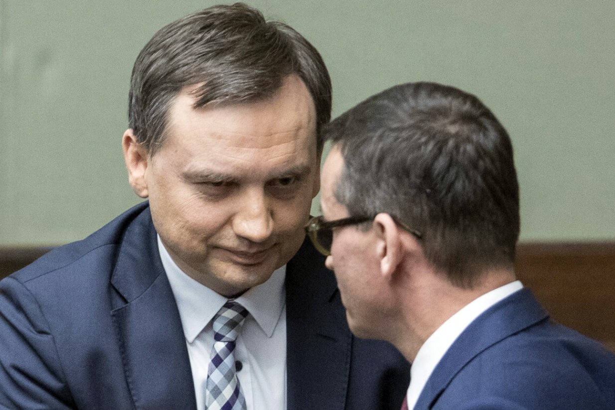 TSUE obniża karę dla Polski. 500 tys. euro dziennie zamias miliona