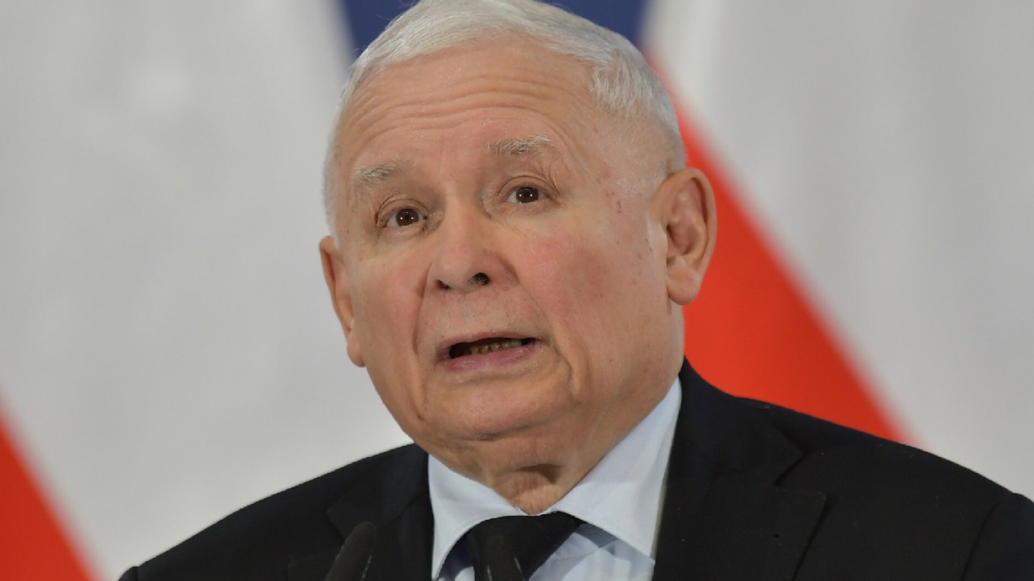 Kaczyński chce reparacji za Jedwabne? Zaskakujące tezy w raporcie PiS