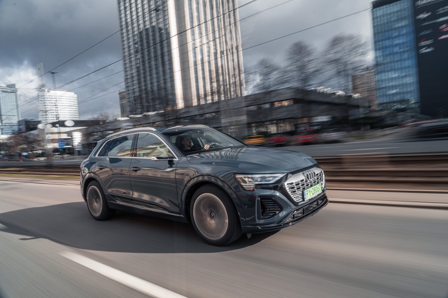 Testowanie Audi Q8 e-tron
