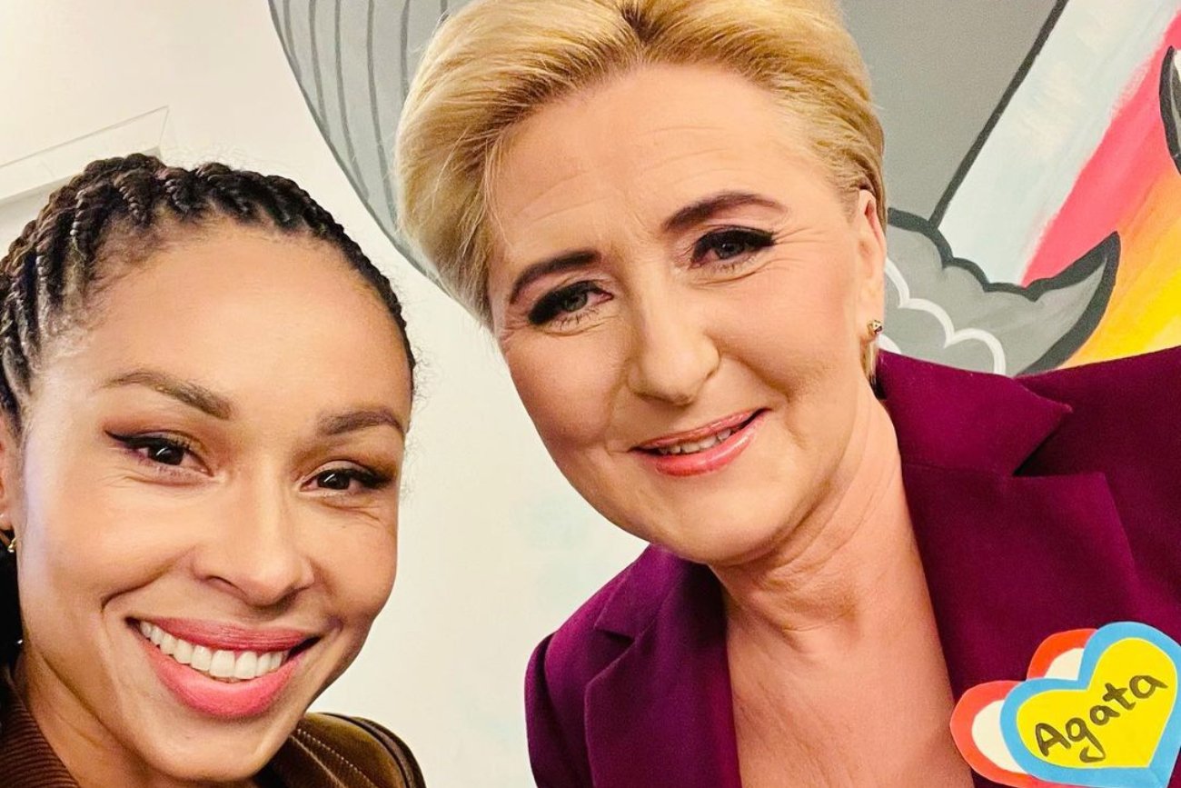 Omenaa Mensah chwali Agatę Dudę. "Urzekł mnie jej kontakt z dziećmi"