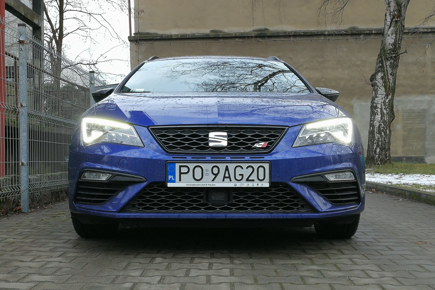 Nowy Seat Leon Cupra ST (kombi) ma pod maską dokładnie 300 koni mechanicznych.