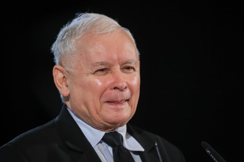 80 płci i zwracanie się do "onego". Kaczyński w Sieradzu atakuje LGBT+