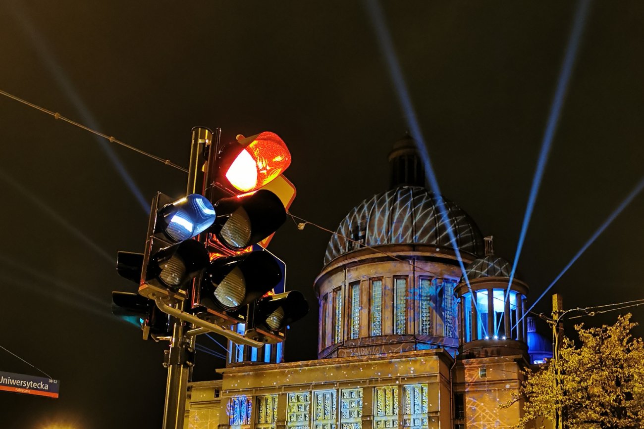 Co zobaczyć podczas Light Move Festival 2021? Zmiany w ruchu i komunikacji w Łodzi w 24-26 września