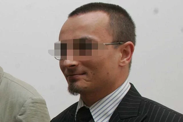 Jakub Ś., były szef Fundacji Kidproject.pl, został oskarżony o przywłaszczenie ponad 400 tysięcy złotych