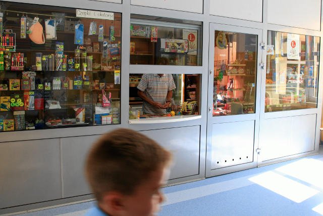 Drożdżówki - "radziwiłłówki" będą królować w szkolnych sklepikach.