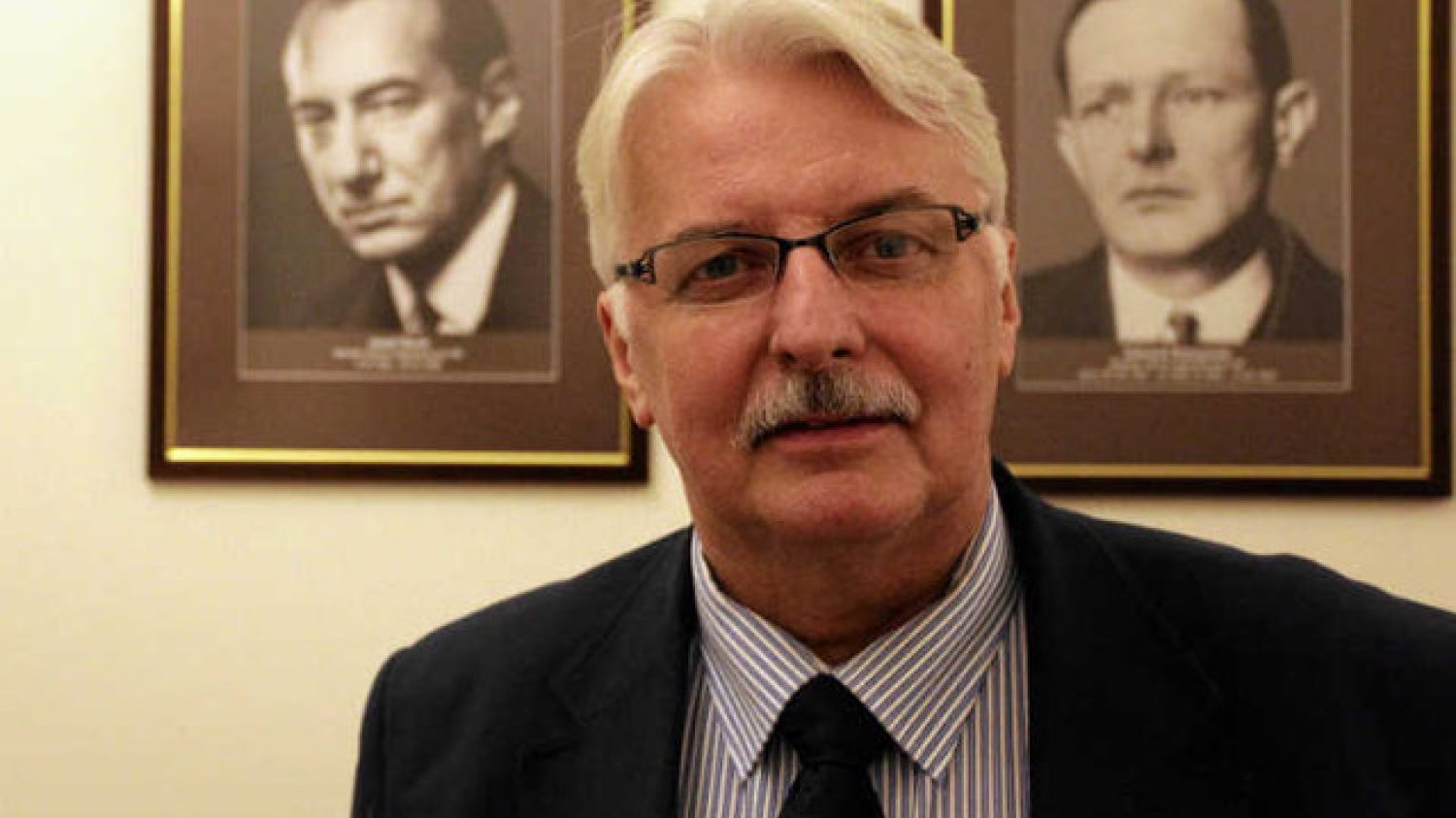 Ambasador Polski w Londynie, powołany na to stanowisko przez Witolda Waszczykowskiego neguje istnienie polskiego Rządu na Uchodźstwie i Państwa Podziemnego podczas II wojny światowej.