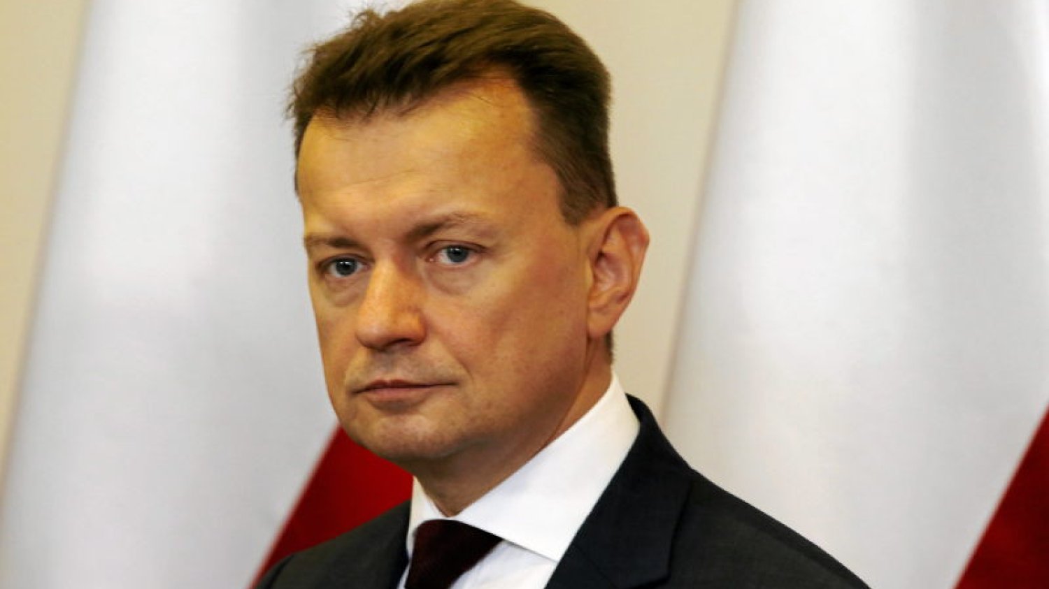 Mariusz Błaszczak chce, aby Polacy dalej musieli się meldować.