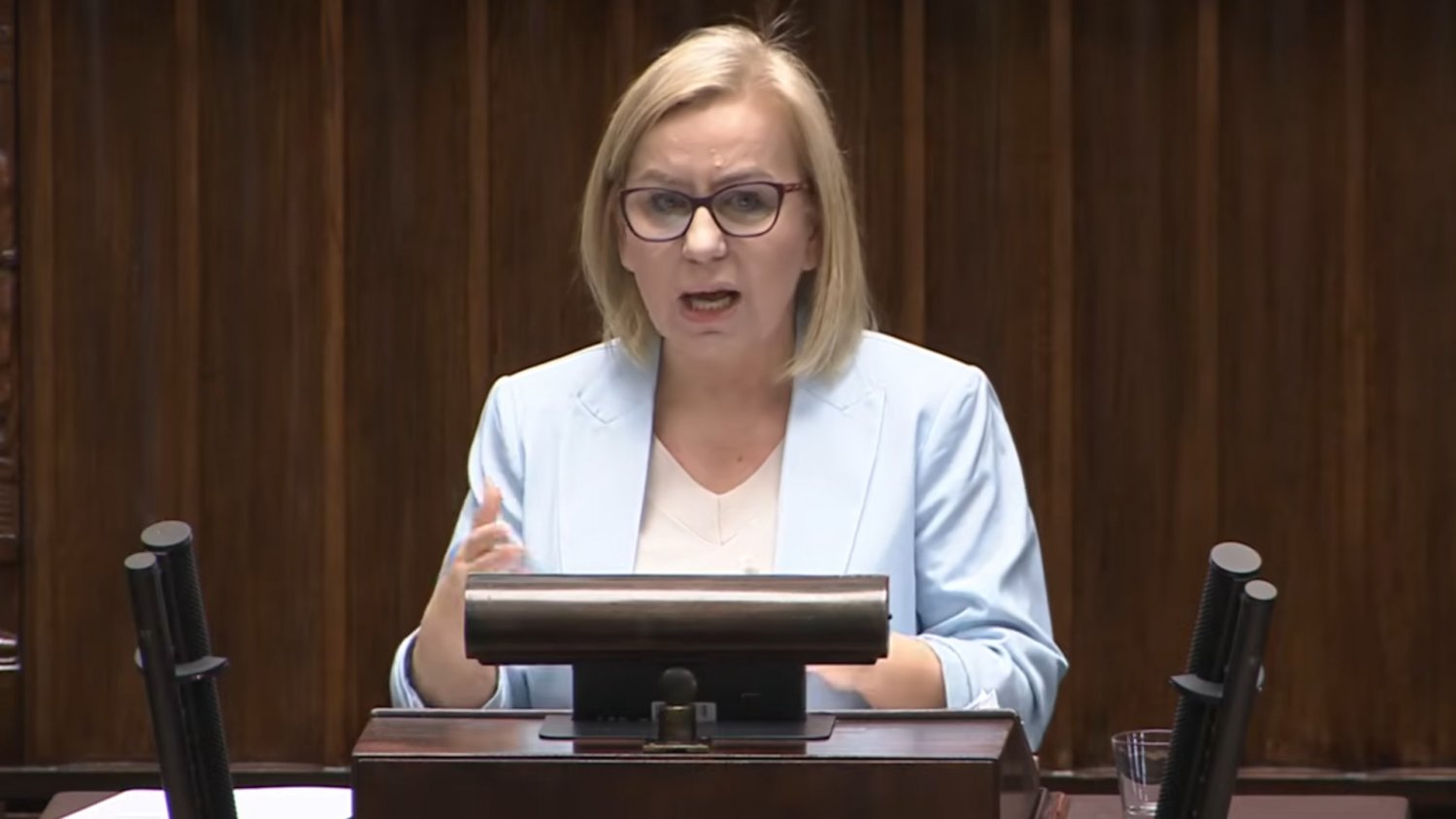 Dwa wota nieufności w Sejmie. Hennig-Kloska i Sobierańska-Grenda pod ostrzałem