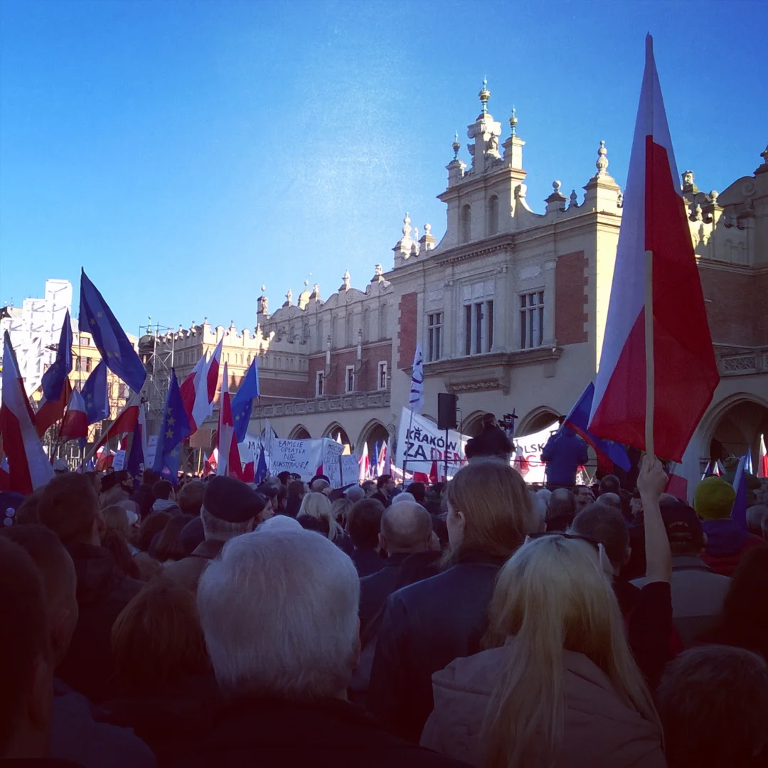 Kraków - rzekoma ostoja konserwatystów, frekwencją dopisał jak nigdy!